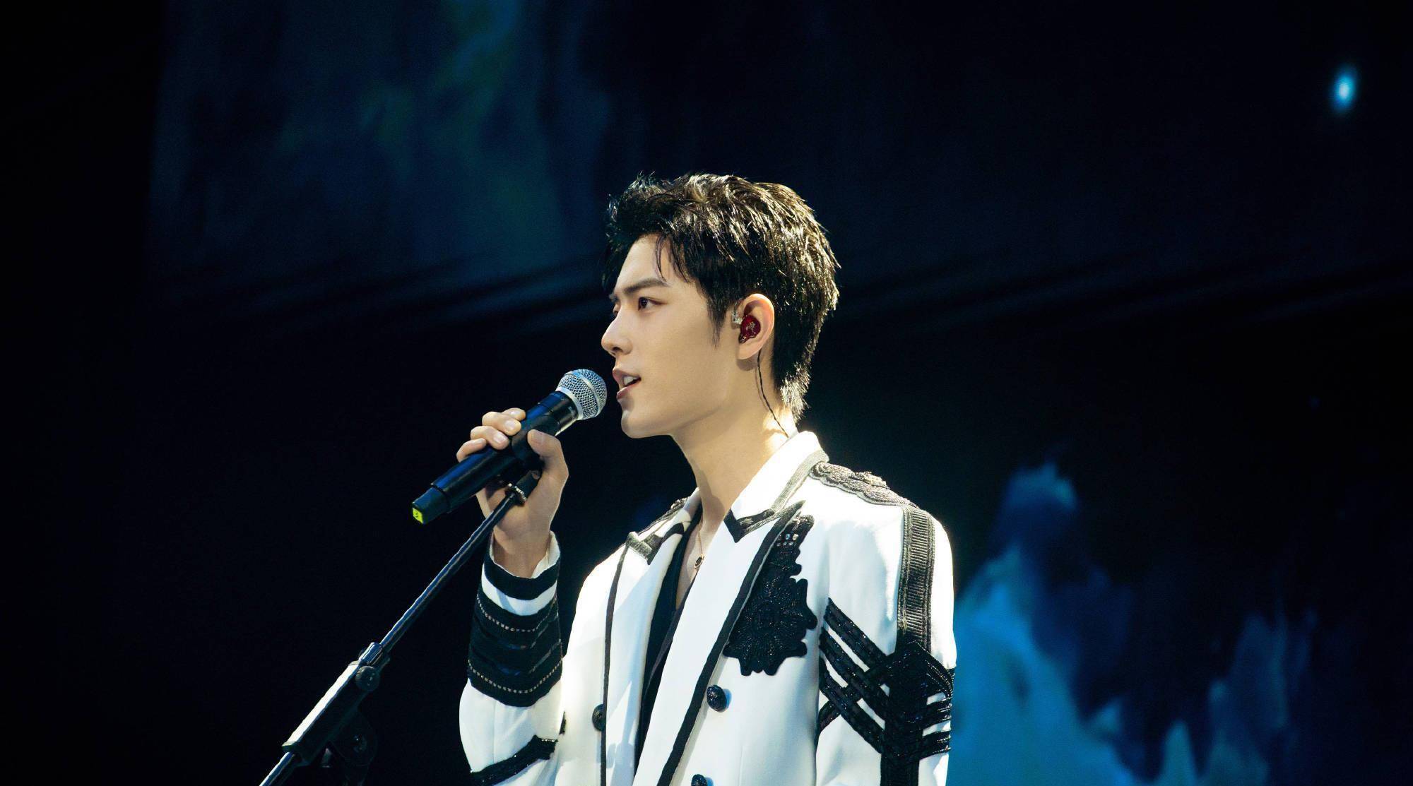 有人称孙燕姿是冷门歌手 肖战为自己偶像反黑:离谱_专辑_销量_市场