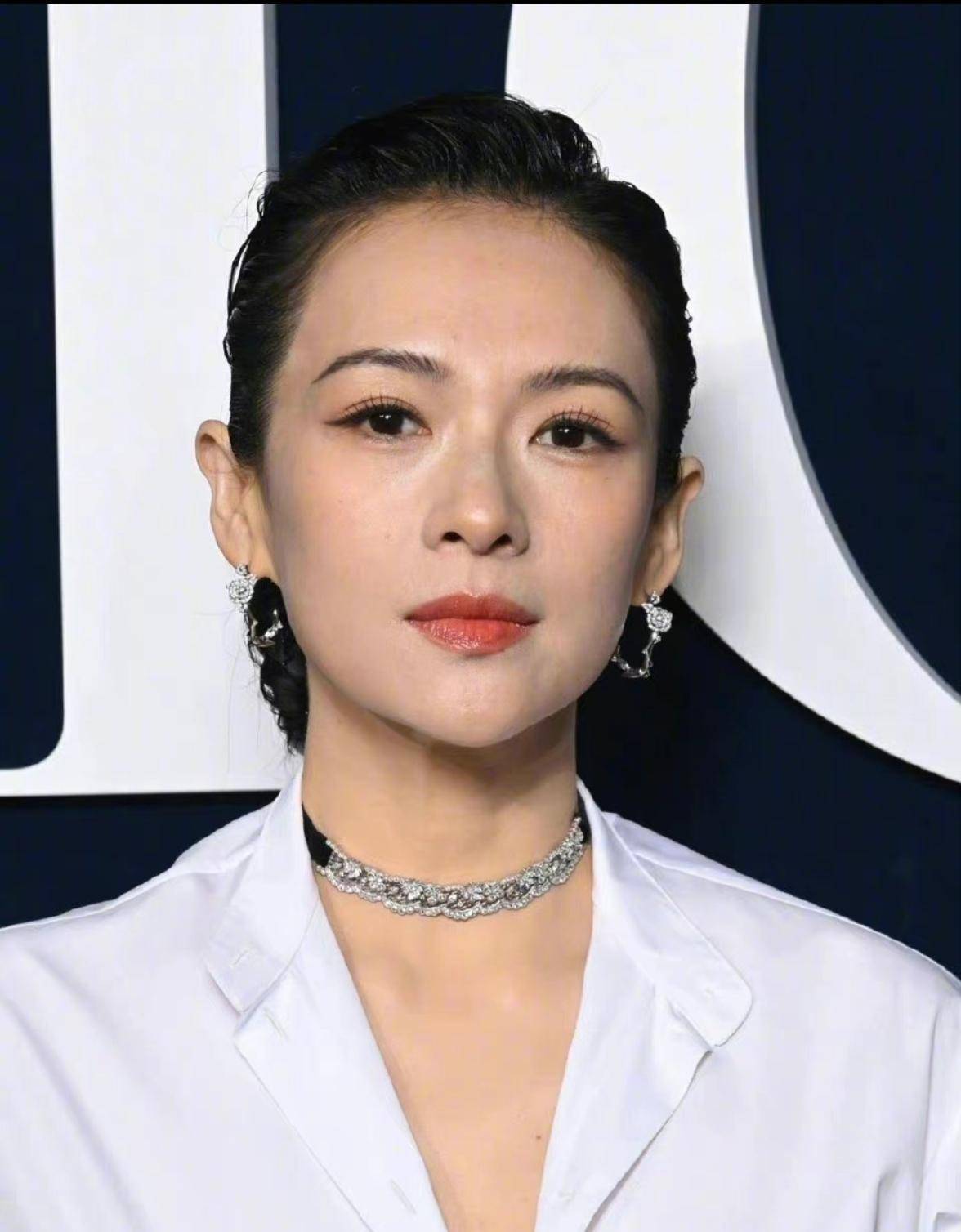 第一版巴黎时装周写真,权志龙,章子怡,刘雨昕,谁的状态更好?