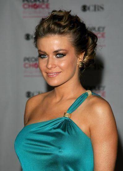 一见钟情闪婚,为何罗德曼7天后就选择和女星卡门离婚呢?