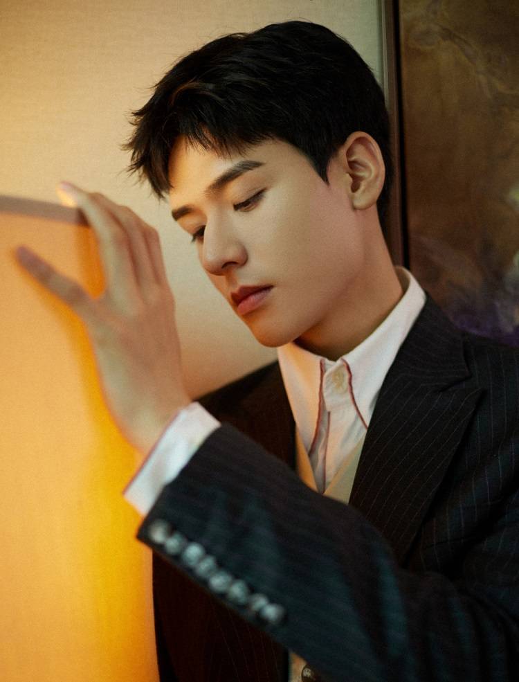 网传他将录制新综艺,还在节目担任常驻嘉宾_连龚俊_消息_网友