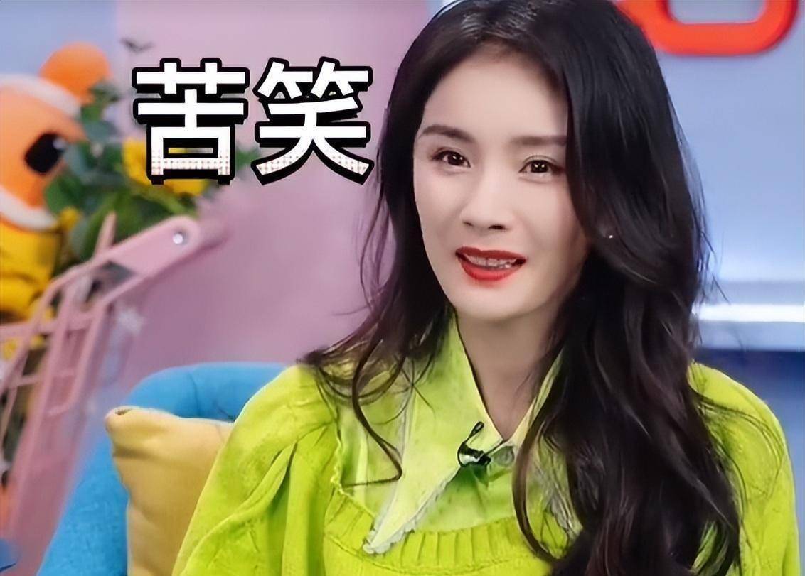 杨幂在直播中给主持人丢脸,翻白眼全程不配合,刁难工人们干什么?