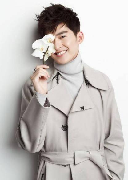 张翰怼娜扎粉丝,霸气护女友是个纯爷们,就这态度我给满分!