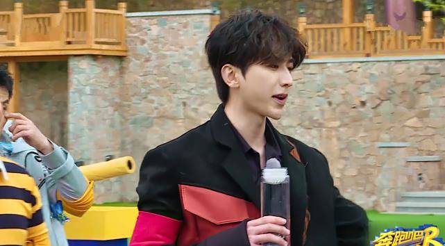 宋雨琦成跑男新团宠,节目中光明正大组cp,语言暗示跑男新走向_baby