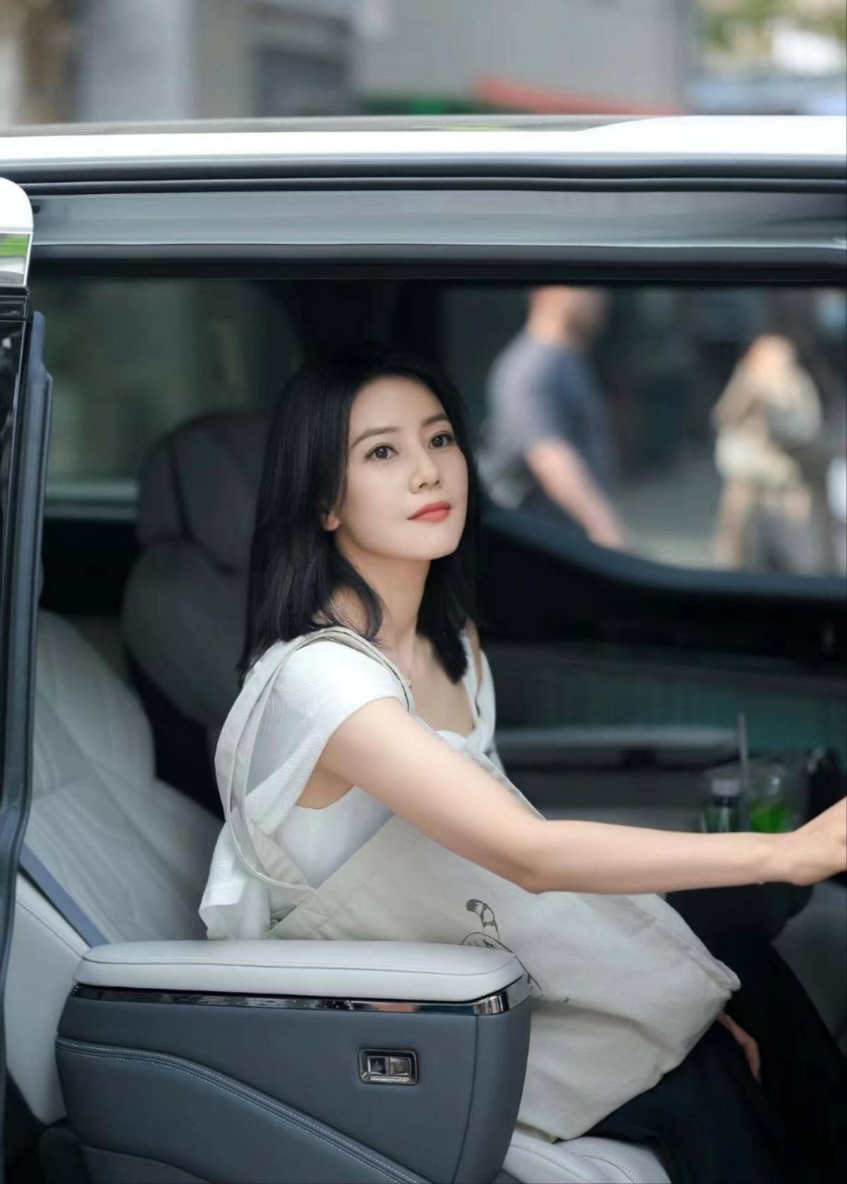 极氪009车主画像发布 广受高端人群青睐_搜狐汽车_搜狐网