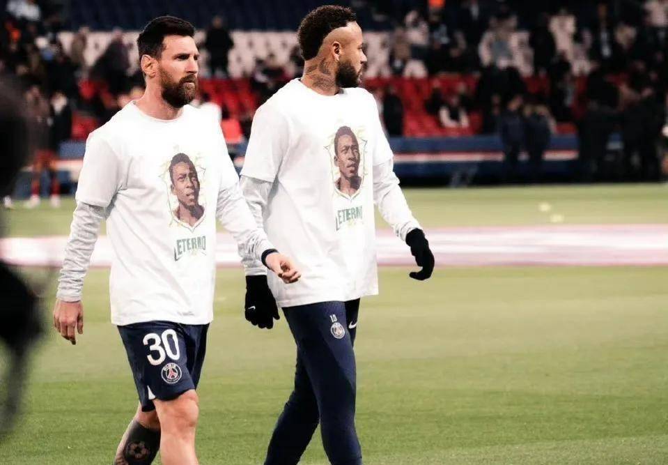 原媒:梅西不需要欧冠证明自己,但巴黎和内马尔姆巴佩需要_比赛_中场