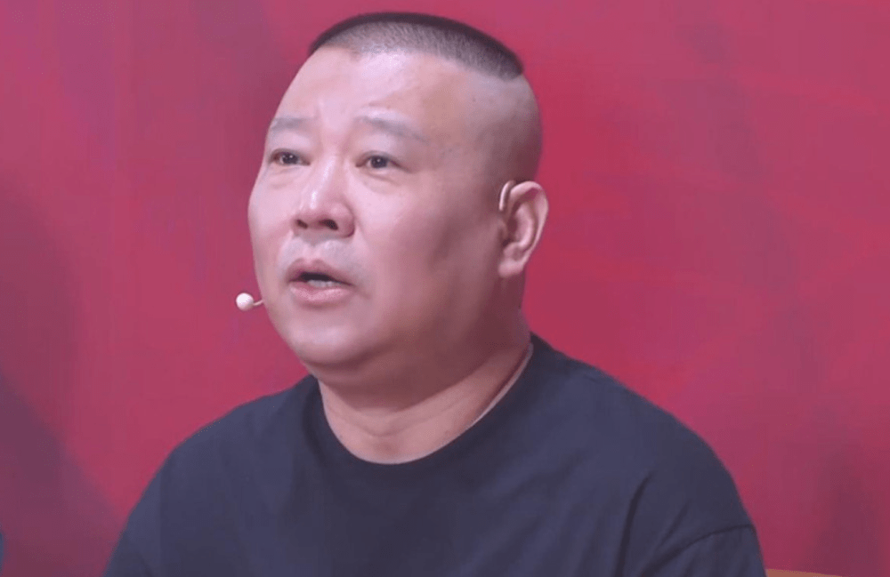 和贾怀胤等主演的电影《王者不死》,该片剧情以主要以郭德纲为蓝本