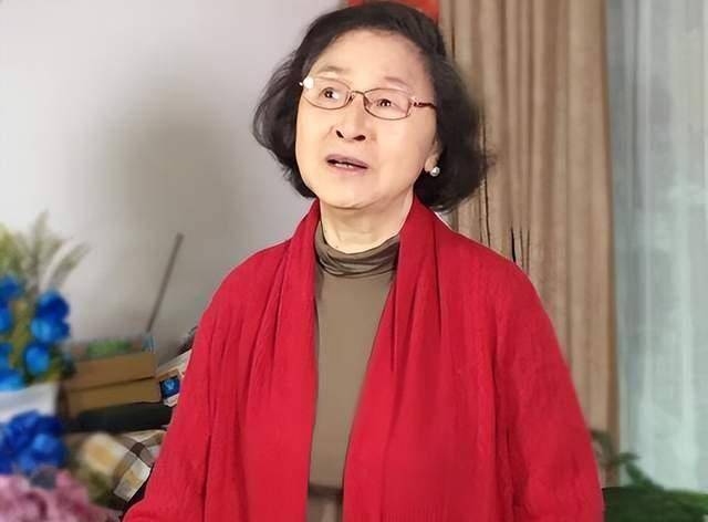 演艺生涯跌宕起伏,泪流满面,初恋妻子是著名艺人_姚锡娟_广东省_广州