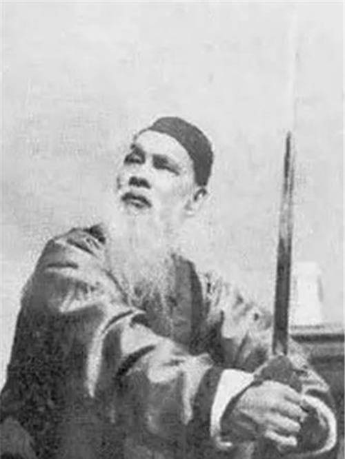 梅兰芳对他崇拜不已,发明一武器让日本不敢拼刺刀_李尧臣_镖局_大刀