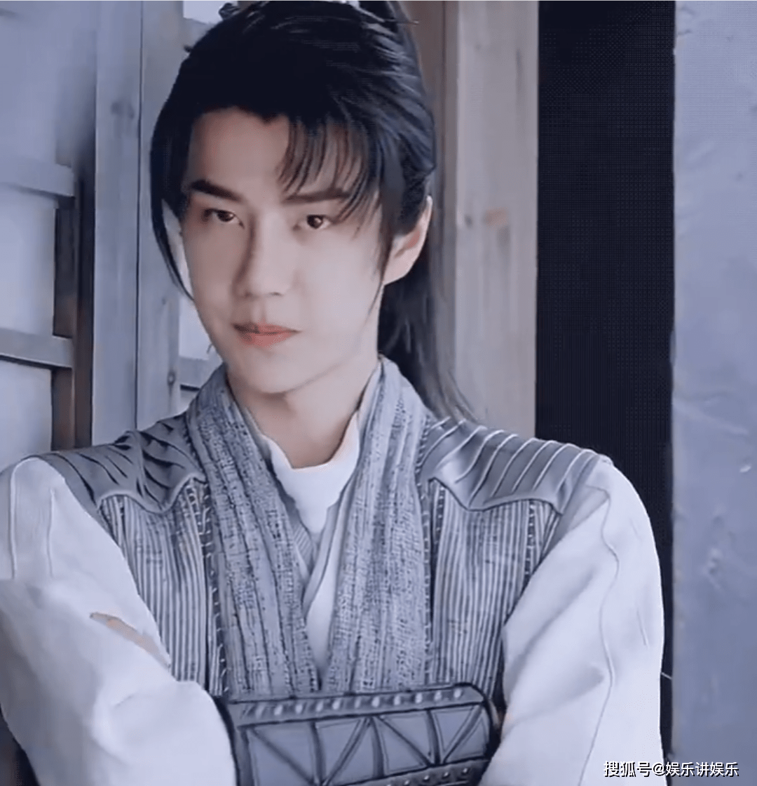 粉丝疯，路人懵！竟有人相信王一博谢允出现在肖战《玉骨遥》里