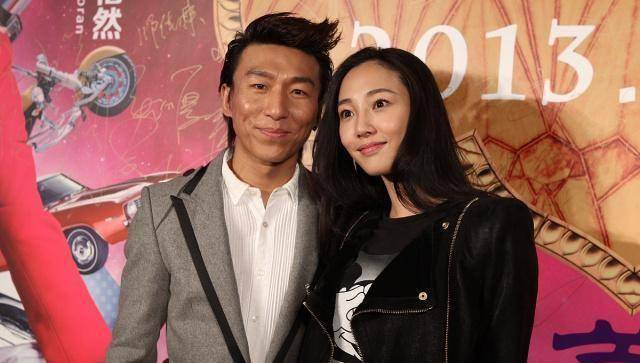 陈羽凡新恋情曝光,神秘女子陪伴着陈羽凡元宝出游,关系亲近_白百何