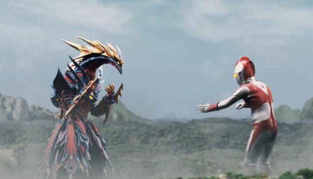 奥特银河格斗2:爱迪击败彩龙引热议罗布奥特曼实力不过如此_新生代