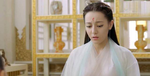 被夸赞,《枕上书》阿离终获认可,不想还是"关系户"_凤九_张铭灿_女孩