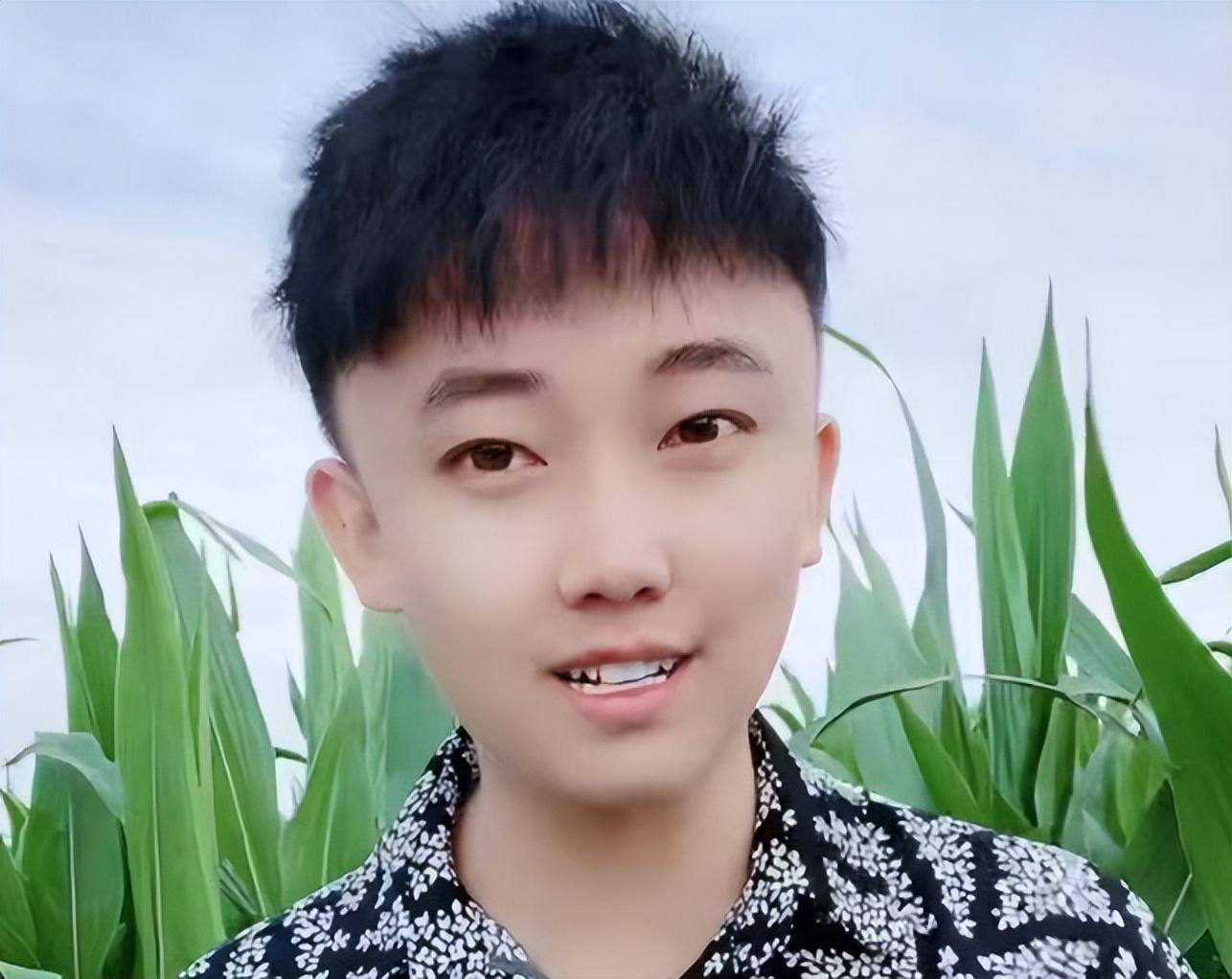 情感主播四川可乐,与前妻争夺抚养权,拒绝再婚,自诩:人间清醒_直播