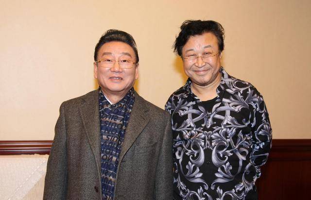 侯耀华父亲侯宝林百年诞辰张俊以接受记者采访_照片_活动_姜昆