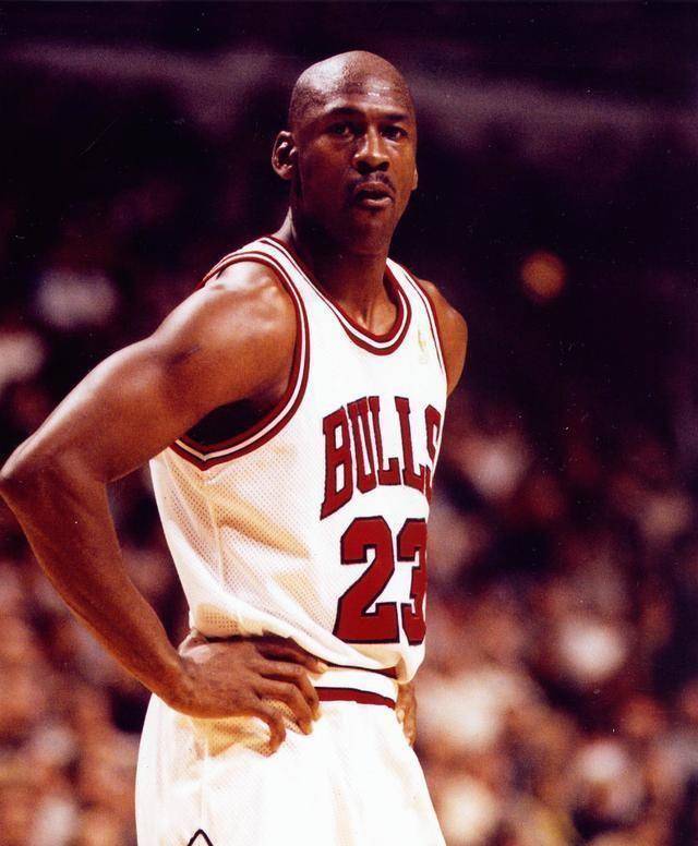 公牛王朝六冠封神(24):八千里路云和月_乔丹_比赛_芝加哥