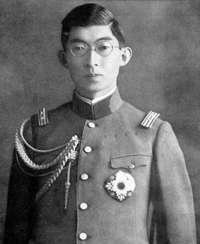 日本明治维新以来的皇后们_天皇_节子_皇室