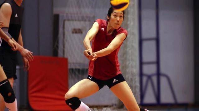 一队即将迎来年度首战_中国女排_丁霞_比赛