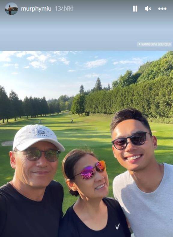 在加拿大打高尔夫球很惬意,身材健壮很有料_儿子_因为_女儿