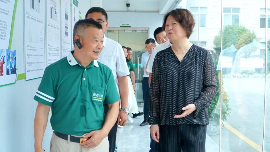 热烈欢迎省经信厅冯锦花副厅长一行莅临森态牛油调研考察_发展_企业