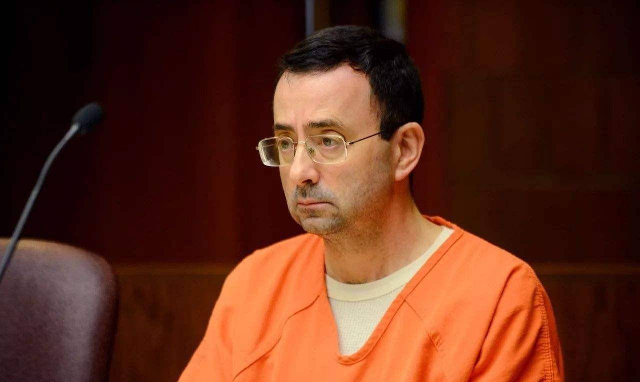 真是大快人心,终于有人对他下手了_纳萨尔_美国体操队_包括