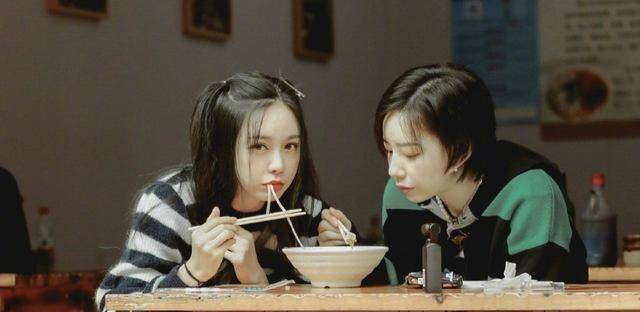 沈梦辰这次合拍的对象不是男友杜海涛而是好友李斯丹妮,不过两个人