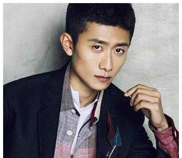 张一山生重病,自爆当明星太累想休息,网友:越来越像乔任梁!