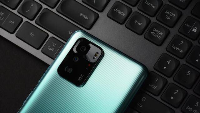 搭配高端芯片的红米note10pro只要1499_配置_屏幕_方面