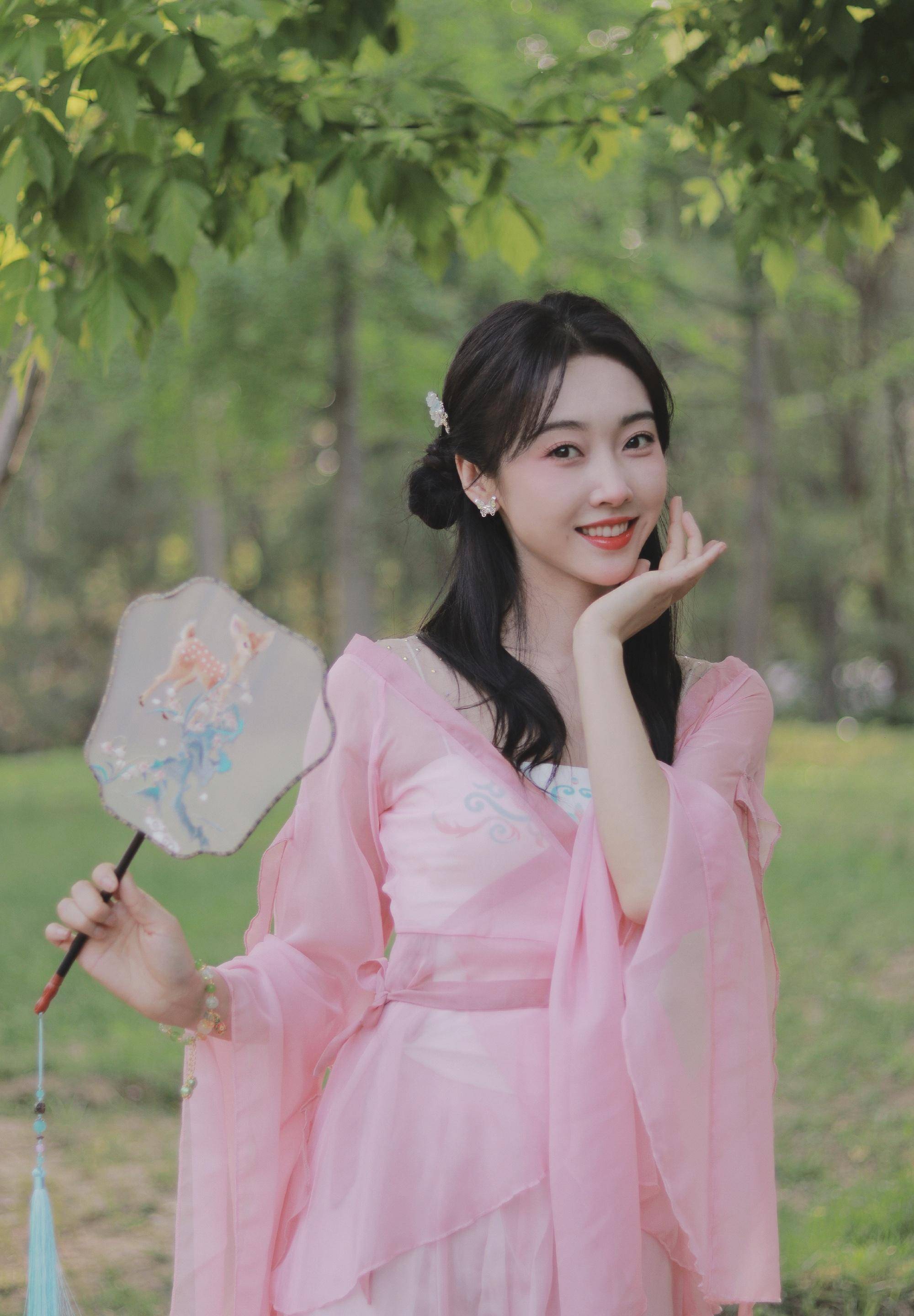 宣璐夏日美照,亚麻轻柔,甜美可爱_纱裙_粉色_时尚