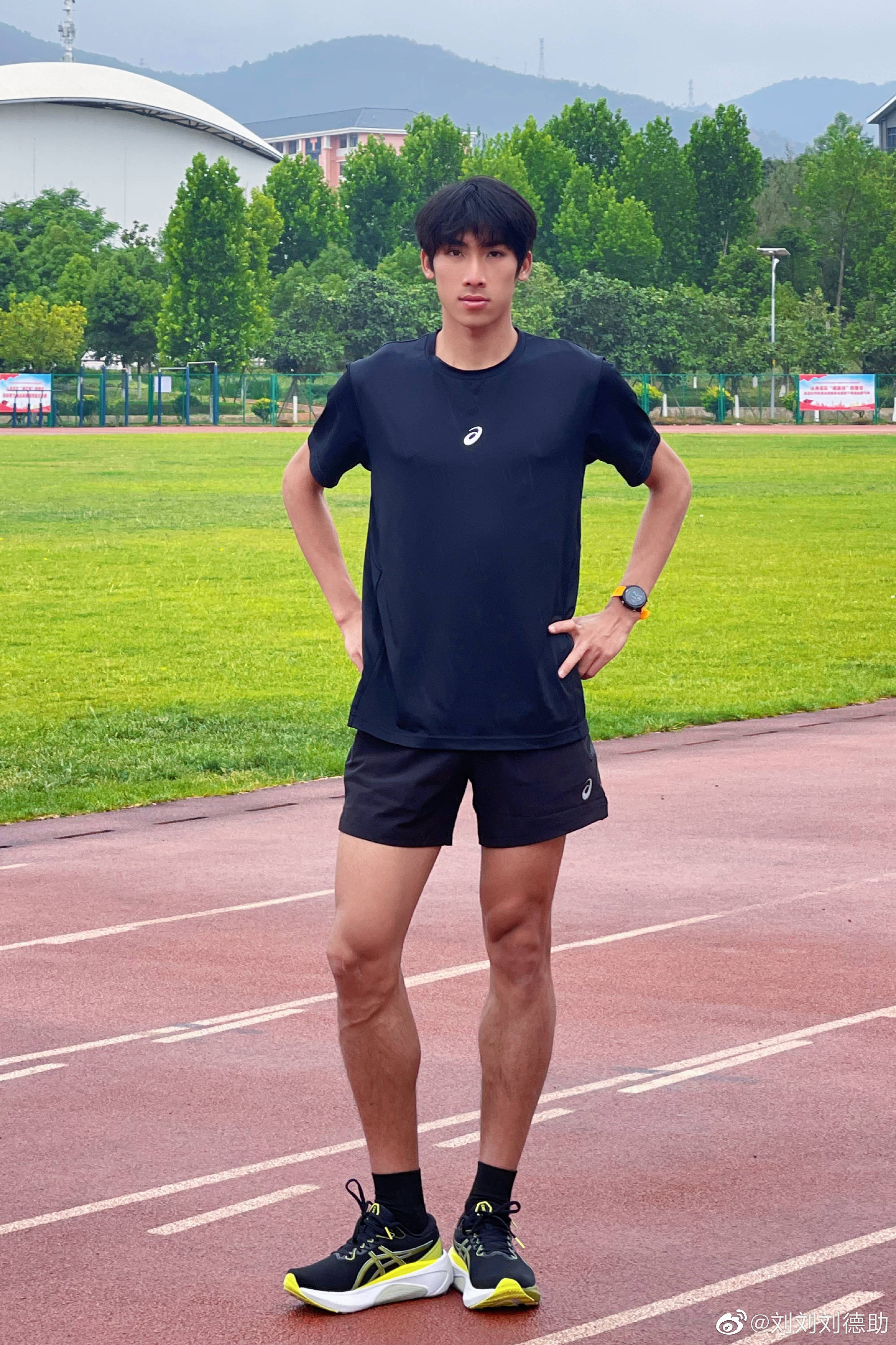 中长跑一哥再迎新突破,曾公开吐槽薪水低_刘德助_项目_选手
