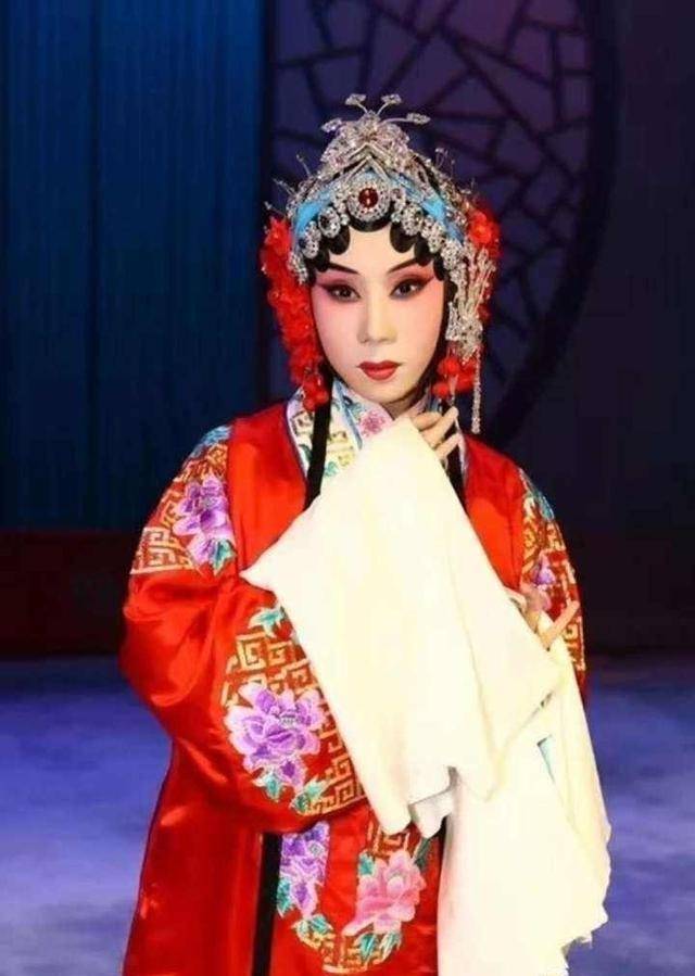 现如今的评剧演员学习新派有误区,其实学习谷文月要知根是新凤霞_艺术