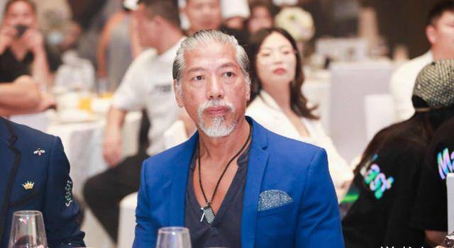 有人从商已白发,有人成了综艺咖_陈小春_郑伊健_张耀扬