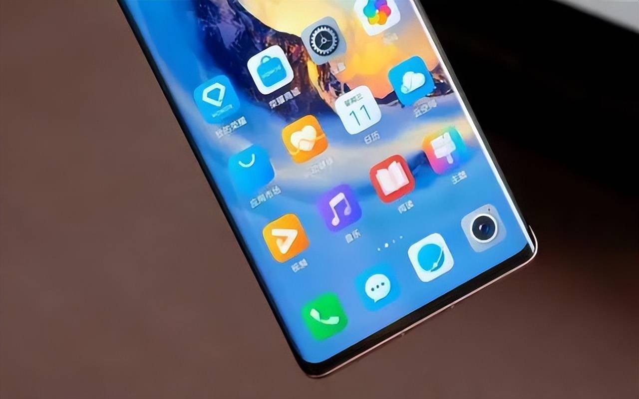 荣耀旗舰直降3000元,64mp四摄 100倍变焦 ip68防水_magic_pro_该机
