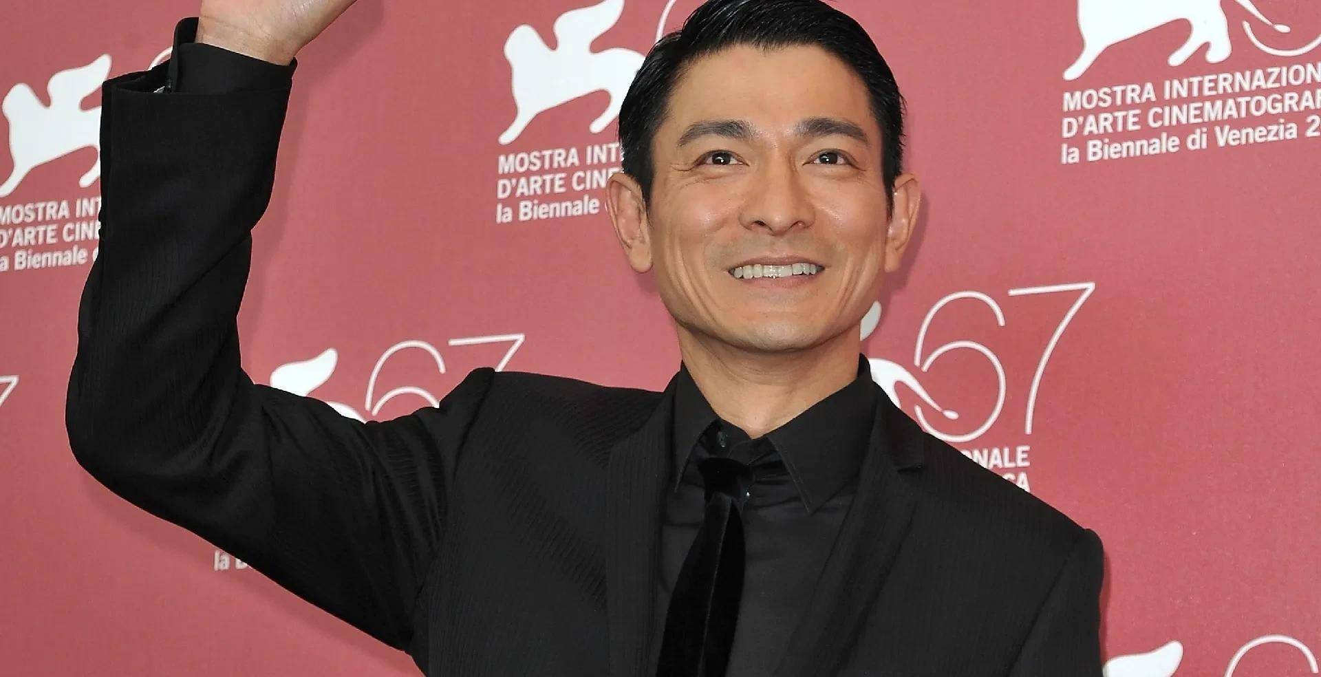 刘德华弟弟罕见现身,一直很低调的他,在哥哥帮助下已是亿万富翁