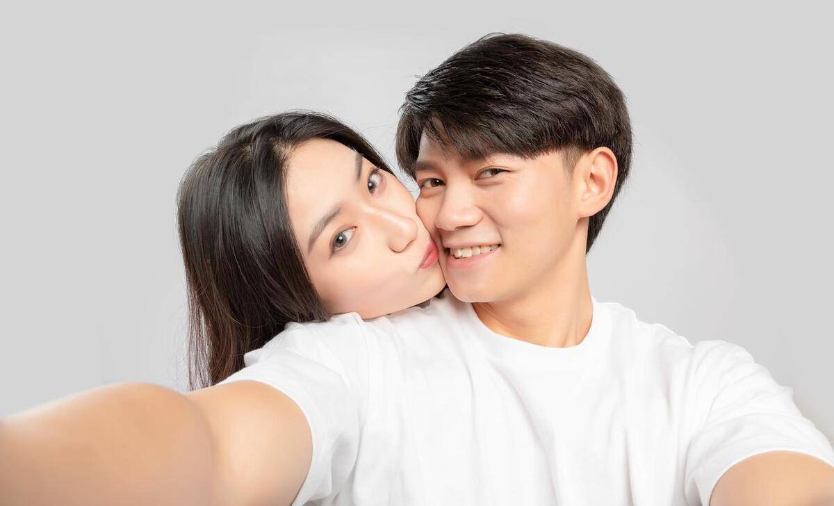 穷小伙娶有钱女,女子以为他是图钱,分手时男子却分文不要_王晓娟_李明