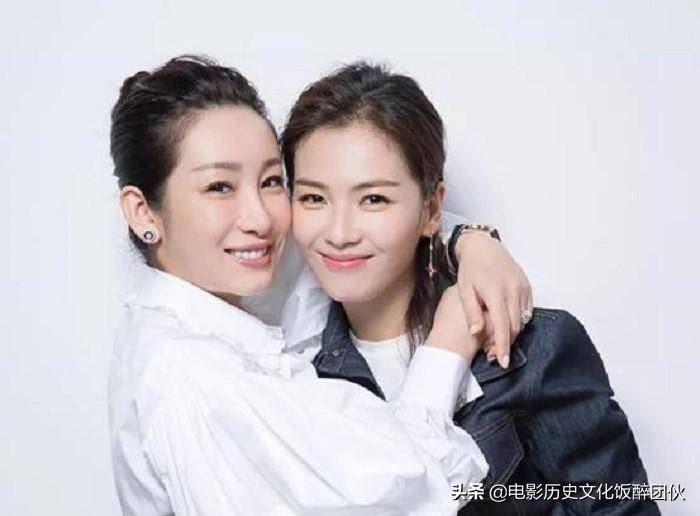 刘涛又无端"被分手",工作室发文辟谣,43岁的她越活越独立_王珂_夫妻俩