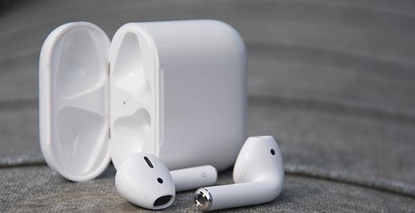 AirPods Pro(エヤーポッズプロ) 純正品 左耳故障有-