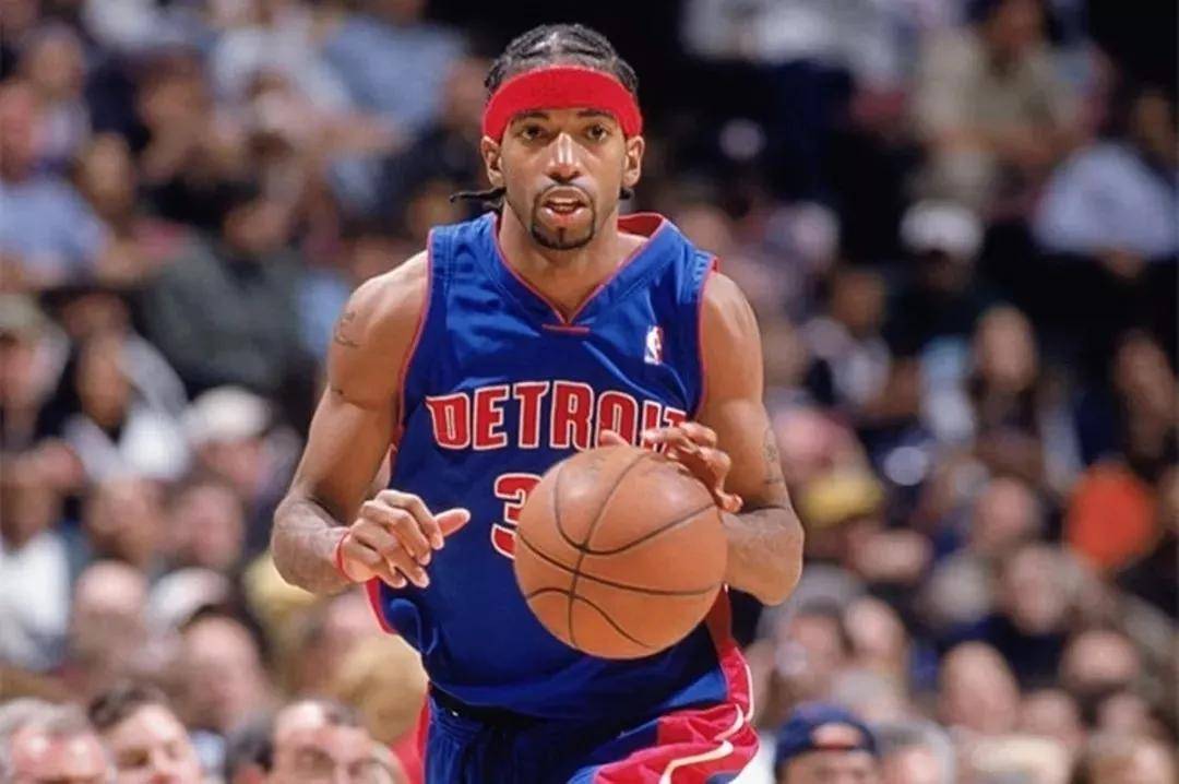 04年活塞队的平民神话,用团队精神战胜极致个人!_防守_赛季_普林斯