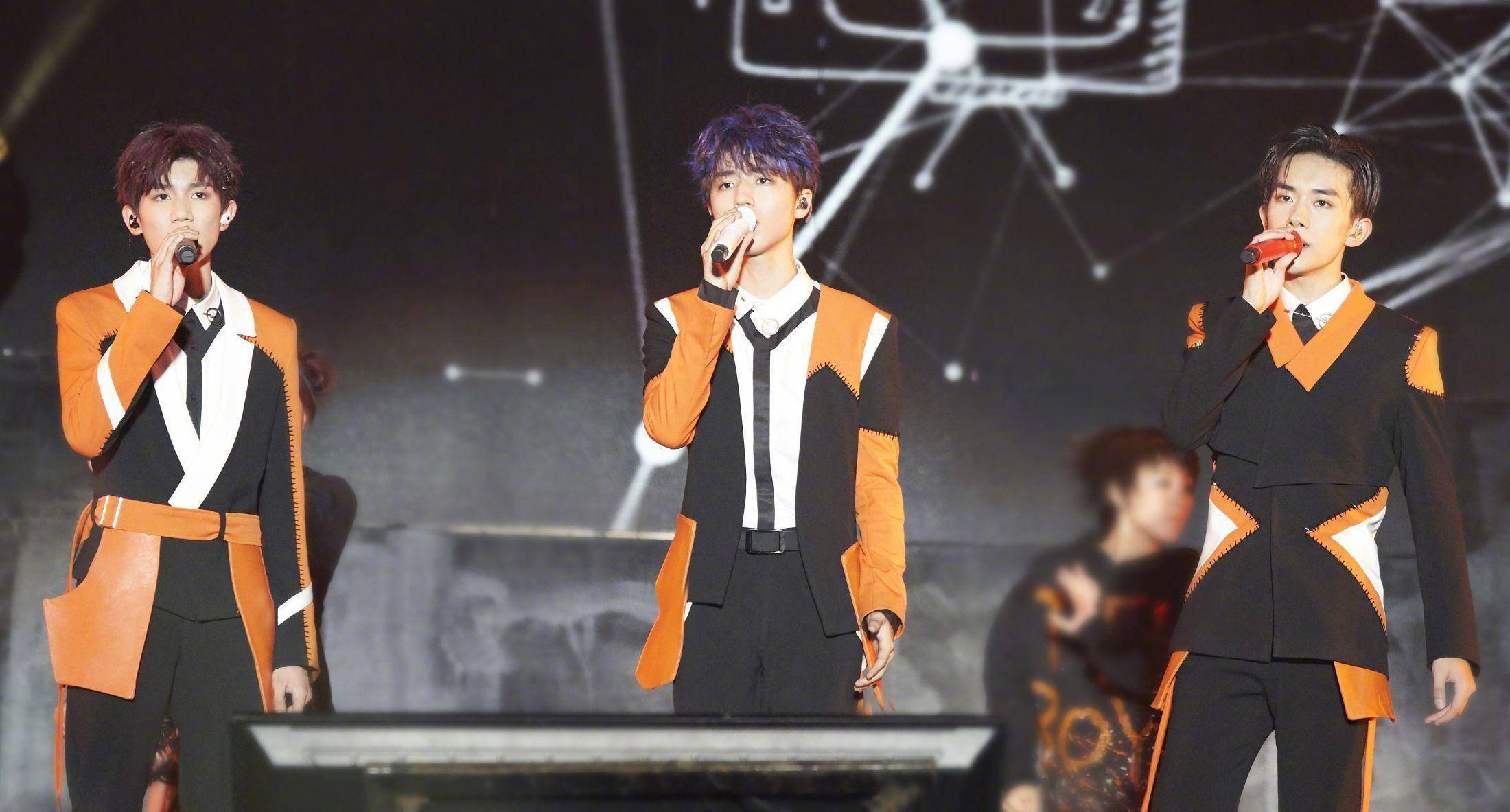 tfboys六周年演唱会集训被打扰,工作人员发文警告,影响很大_照片_视频