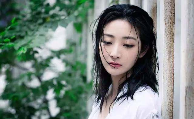 苑子艺这个杀手不太冷!_眼神_内心_因为