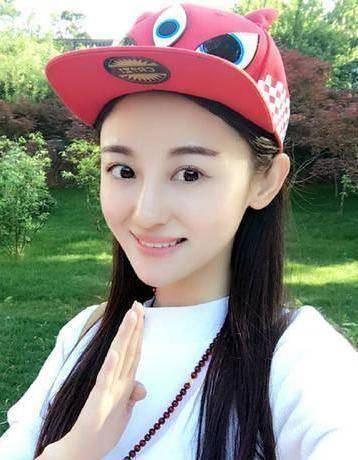 被全家"吸血"数10年,26岁徐婷因患癌,4年前全身溃烂死在医院_父母