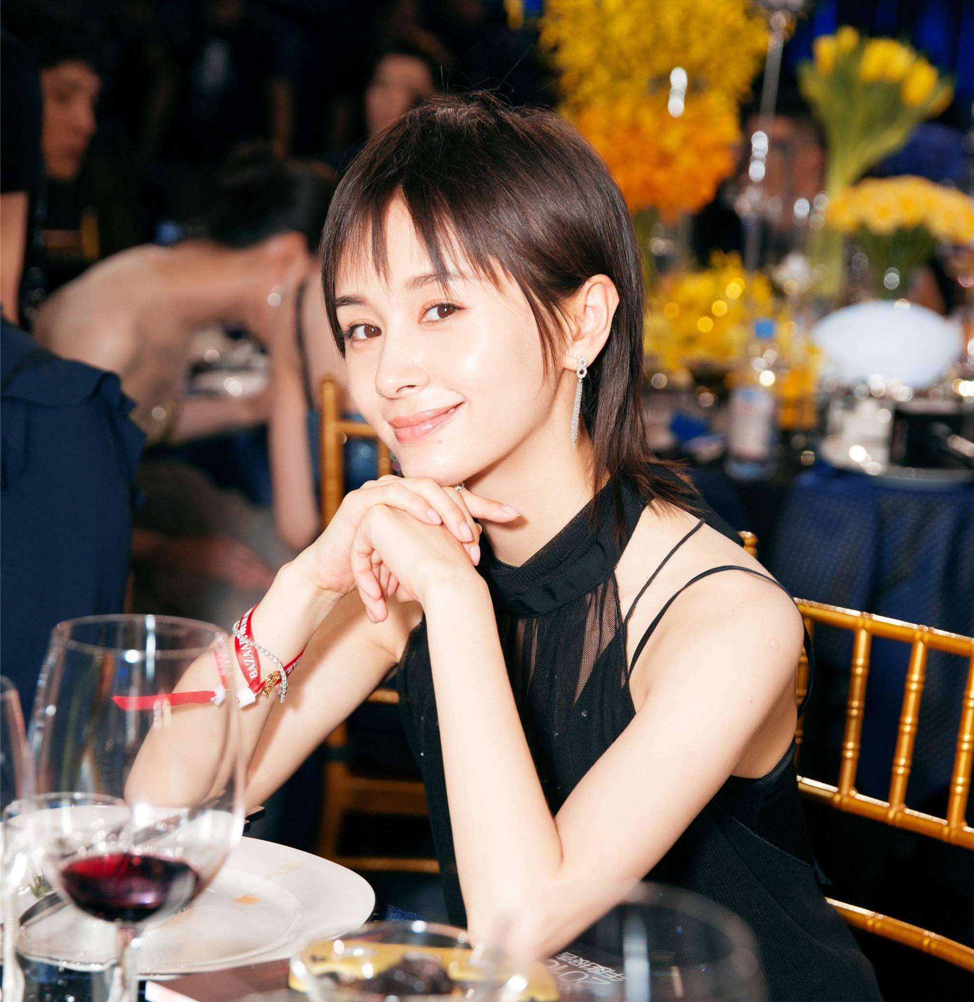 王子文被质疑拍戏时耍大牌,导演愤怒发文澄清:纯粹是为了黑而黑_网友