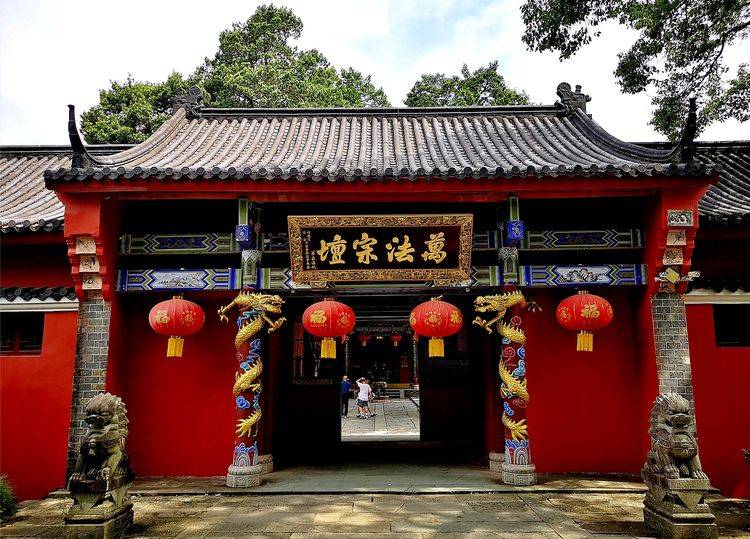 拜谒天师府_天师_道教_金钟