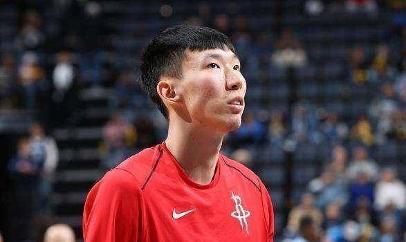 更换经纪人就能进轮换?周琦2大劣势需改进,错失1机遇太可惜!