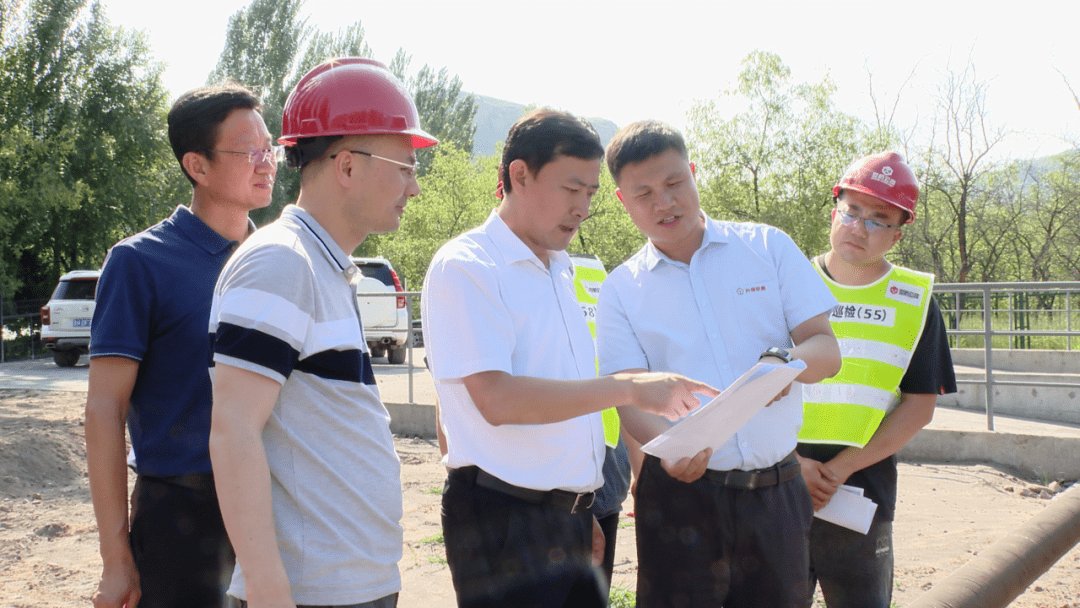 保德融媒讯7月18日,县委副书记,县长韩朝炜深入冯家川乡调研指导重点