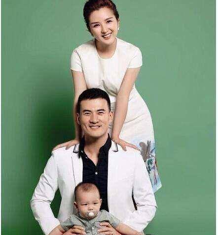 何洁回应出轨,称与刁磊相遇时间易被误会,生三胎为了尊重生命?