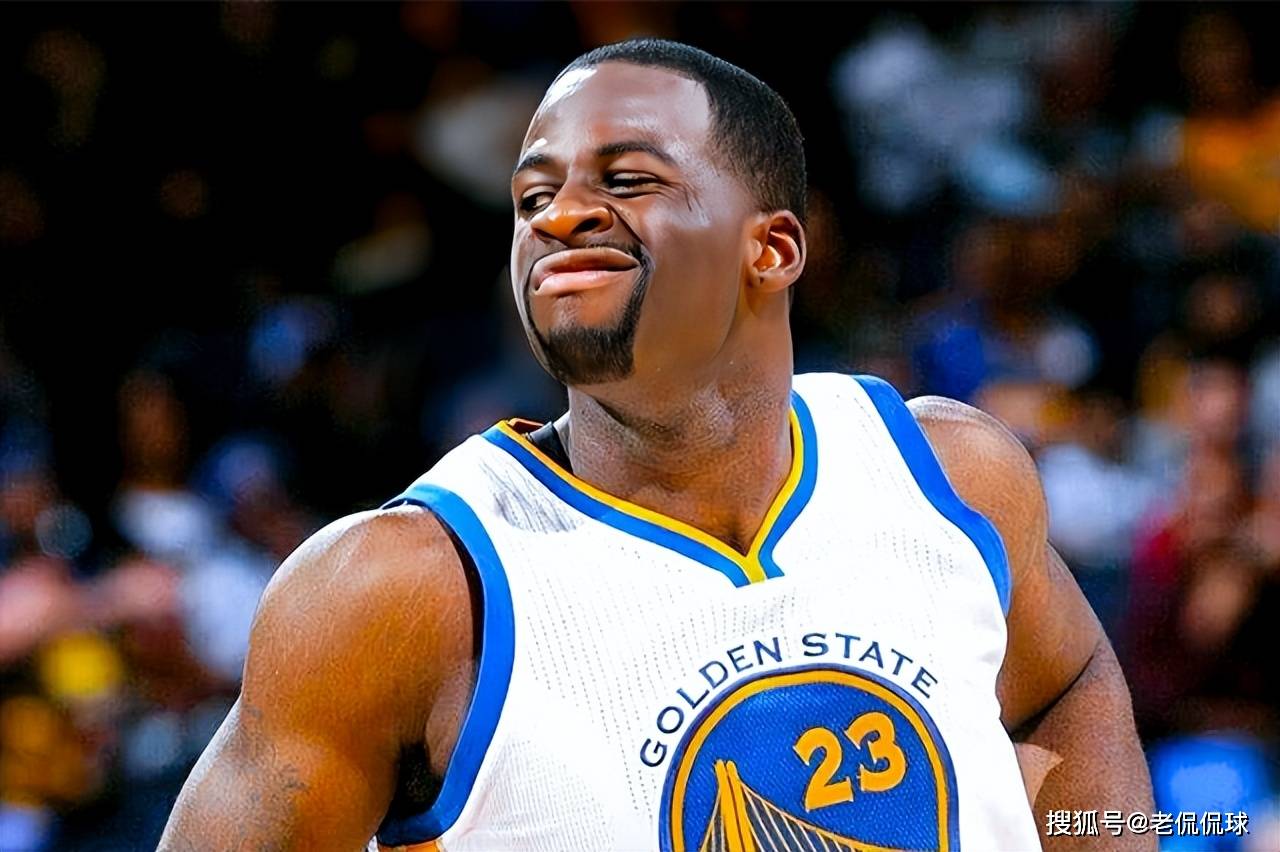 追梦格林近日参加贝弗利的播客节目时,再次谈到了去年休赛期勇士训练