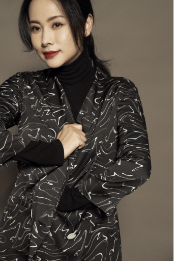 "悠悠慈母心,惟愿才如人"演员杨明娜深情演绎《玉骨遥》赤王妃_女儿