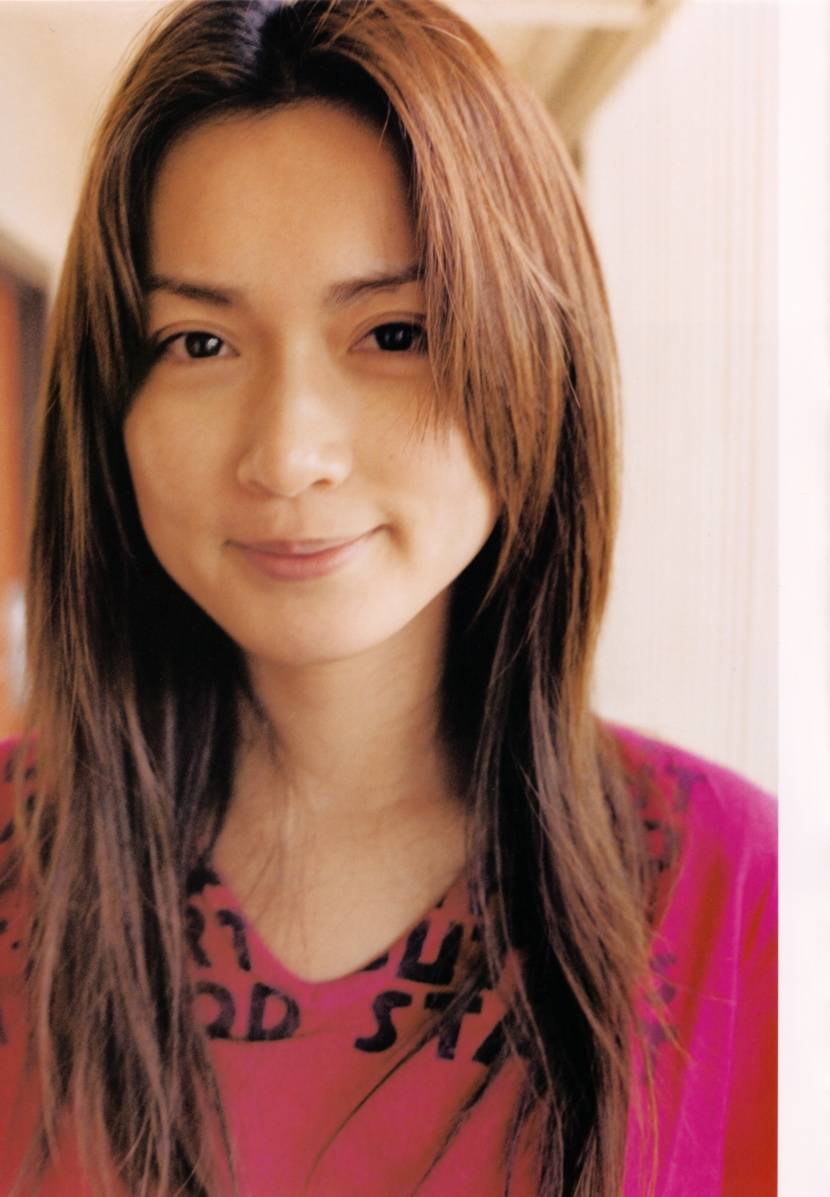 长谷川京子同餐厅老板热吻!昔日她雪肤玉貌太性感撩人_交往_日本_一家