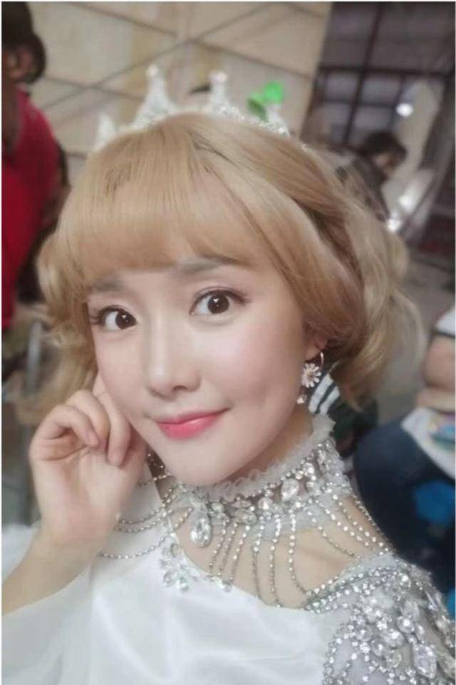 巴啦啦小魔仙:入戏最深的小蓝姐姐,12年无法自拔只想重温魔仙梦