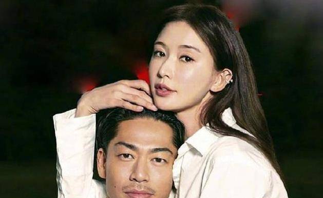 黑泽良平亲自辟谣代孕传言,大方透露儿子长相,为妻子煲汤太甜蜜